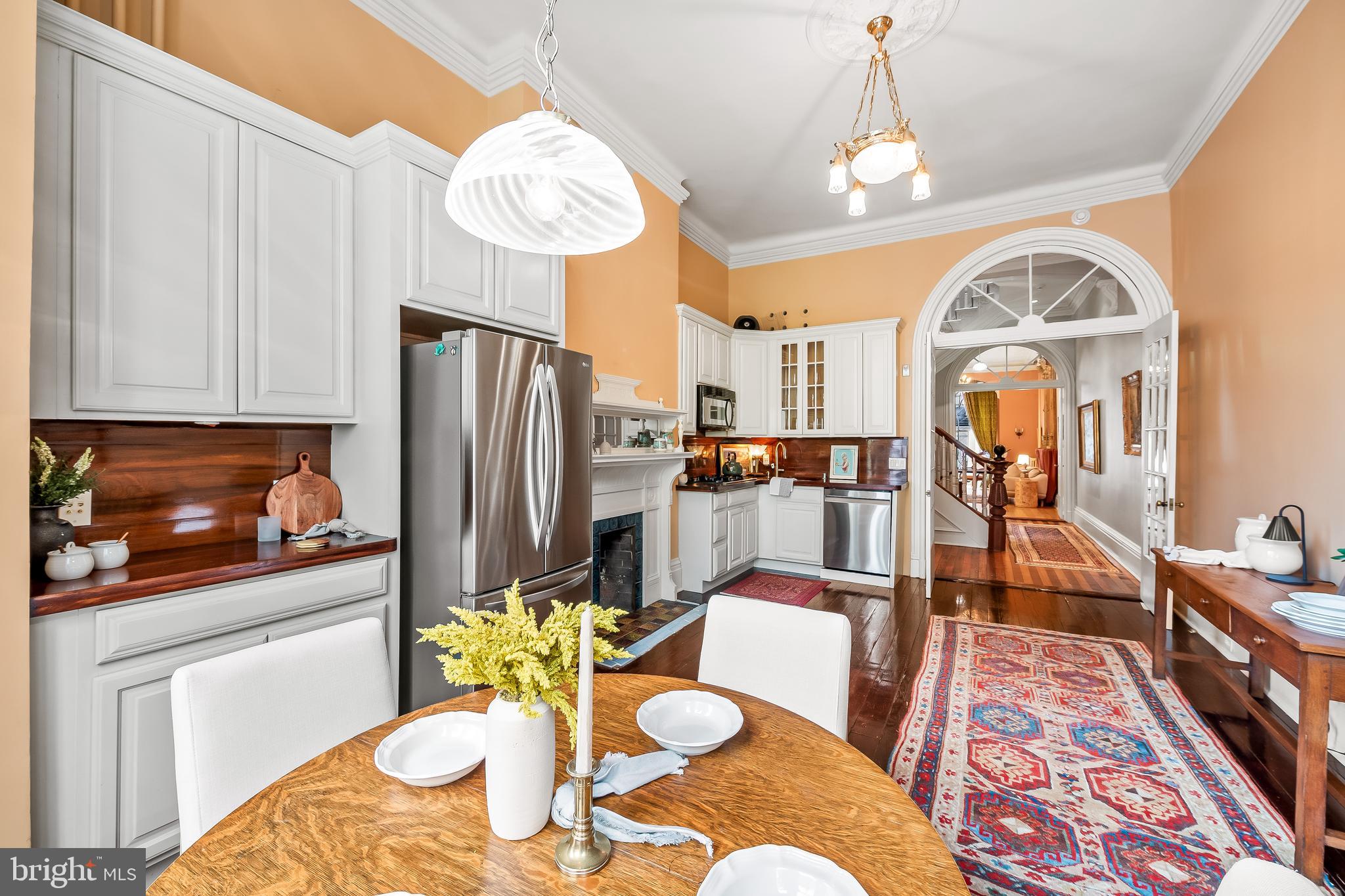 MOUNT VERNON PLACE HISTORIC DISTRICT - Commercial Sale