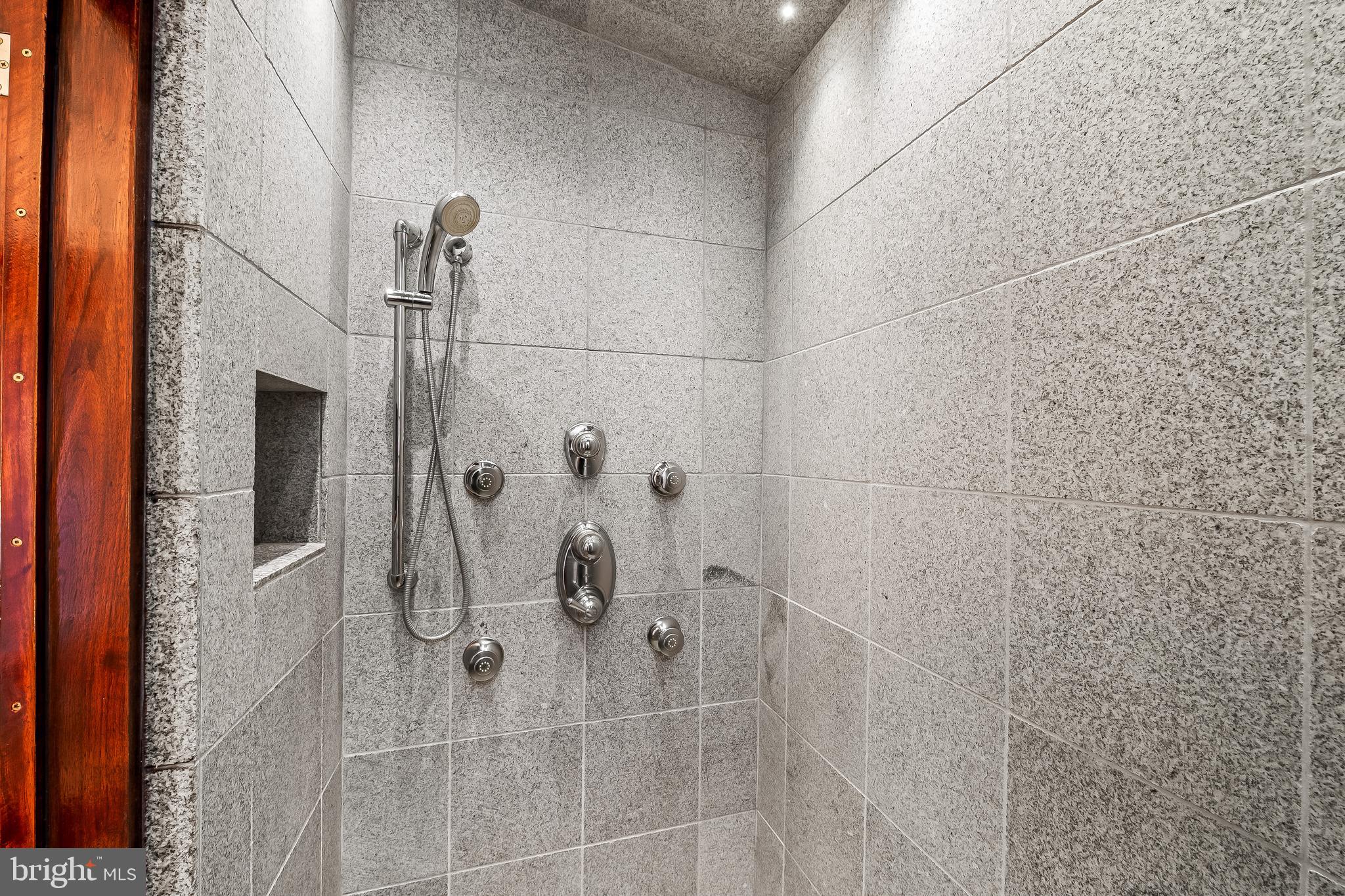 MOUNT VERNON PLACE HISTORIC DISTRICT - Commercial Sale