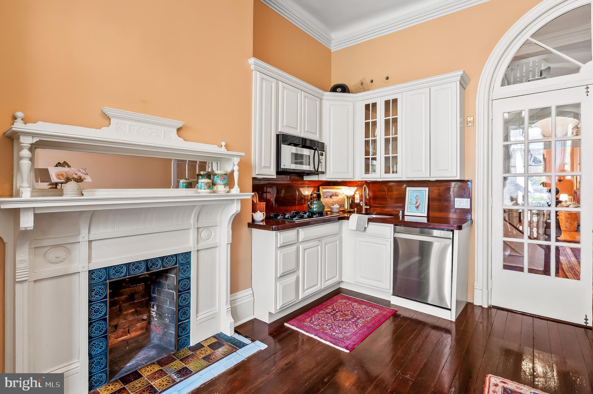 MOUNT VERNON PLACE HISTORIC DISTRICT - Commercial Sale