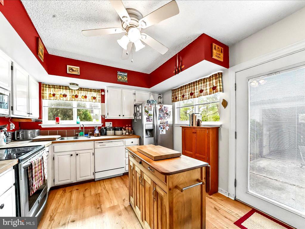 BIRCHWOOD - Residential