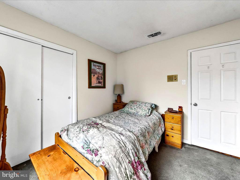 BIRCHWOOD - Residential