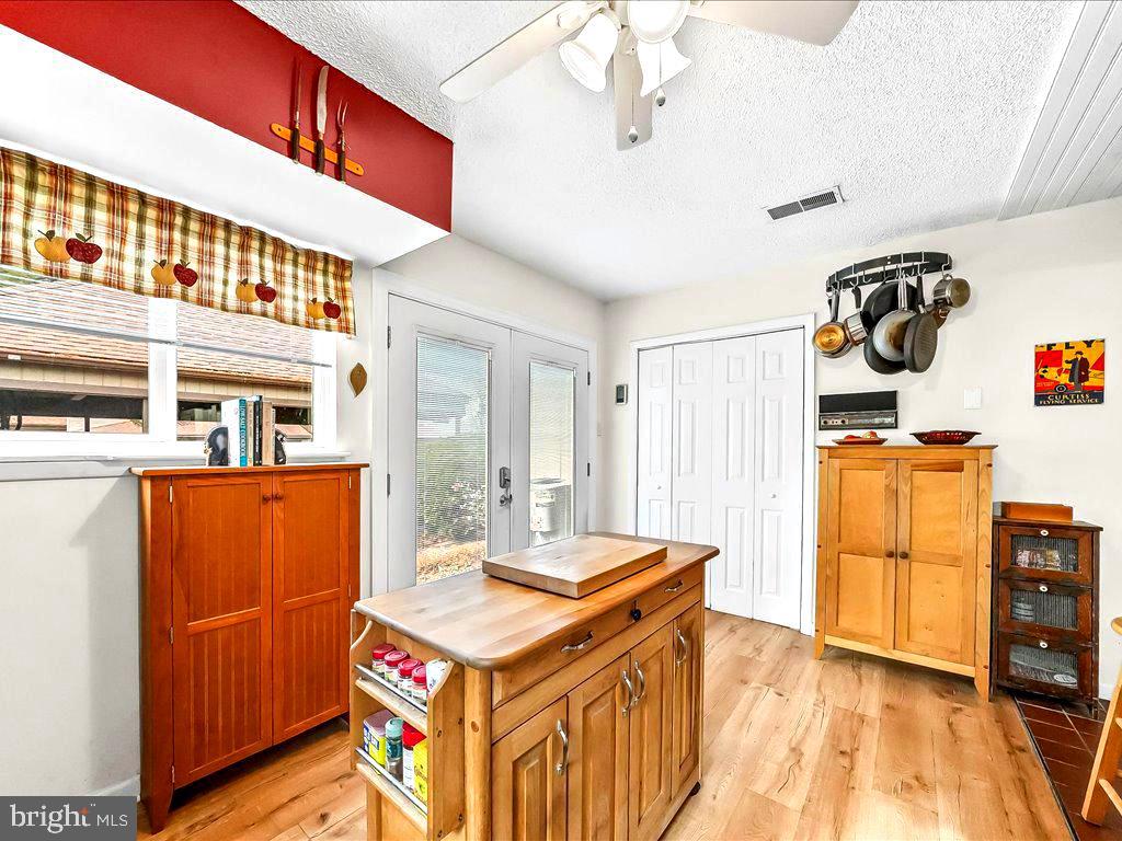 BIRCHWOOD - Residential