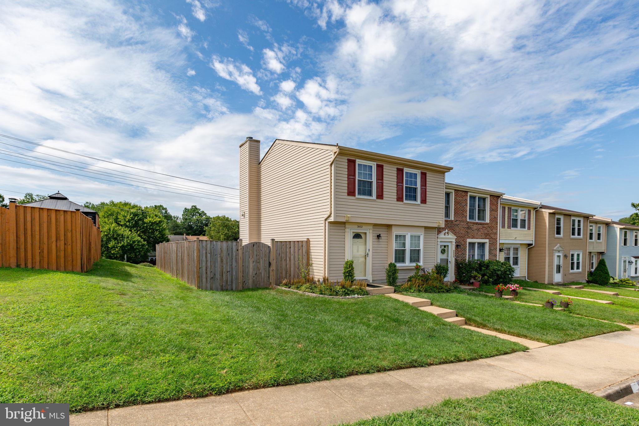 3432 JOUSTERS WAY