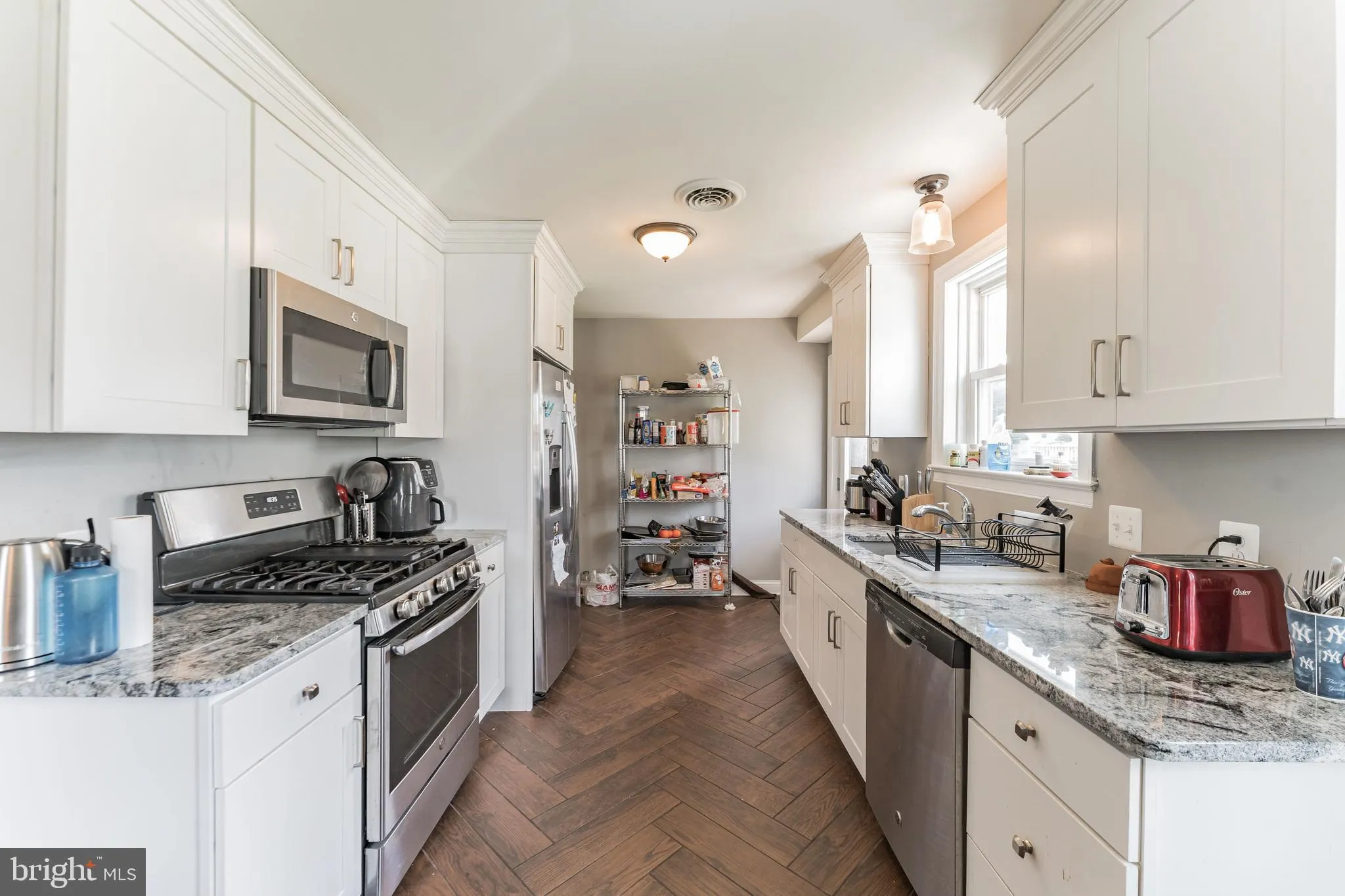 Conshohocken, Pennsylvania 19428, United States, 4 Bedrooms Bedrooms, ,2 BathroomsBathrooms,Residential,Active,79599