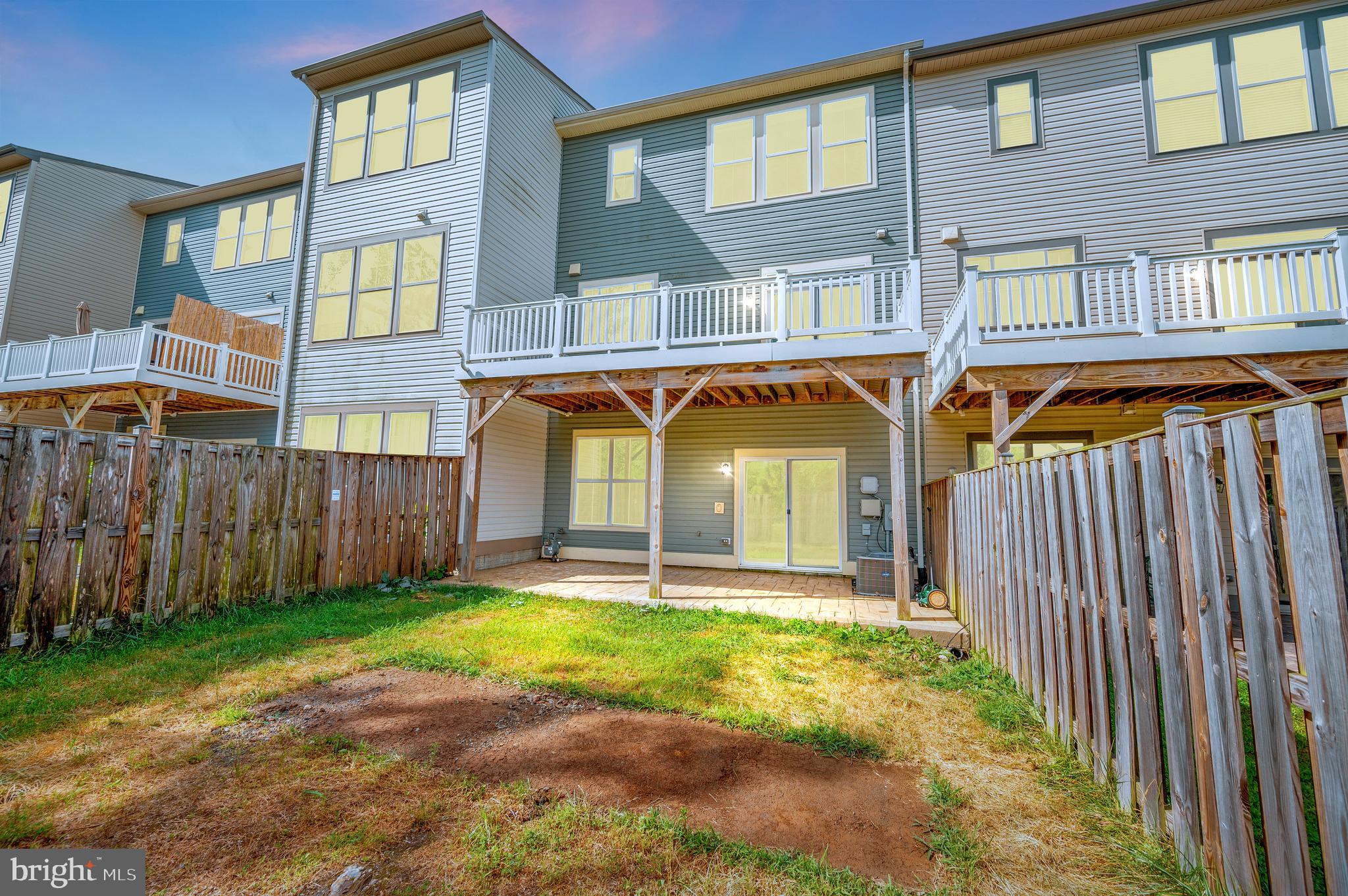 EMBREY MILL - Residential Lease