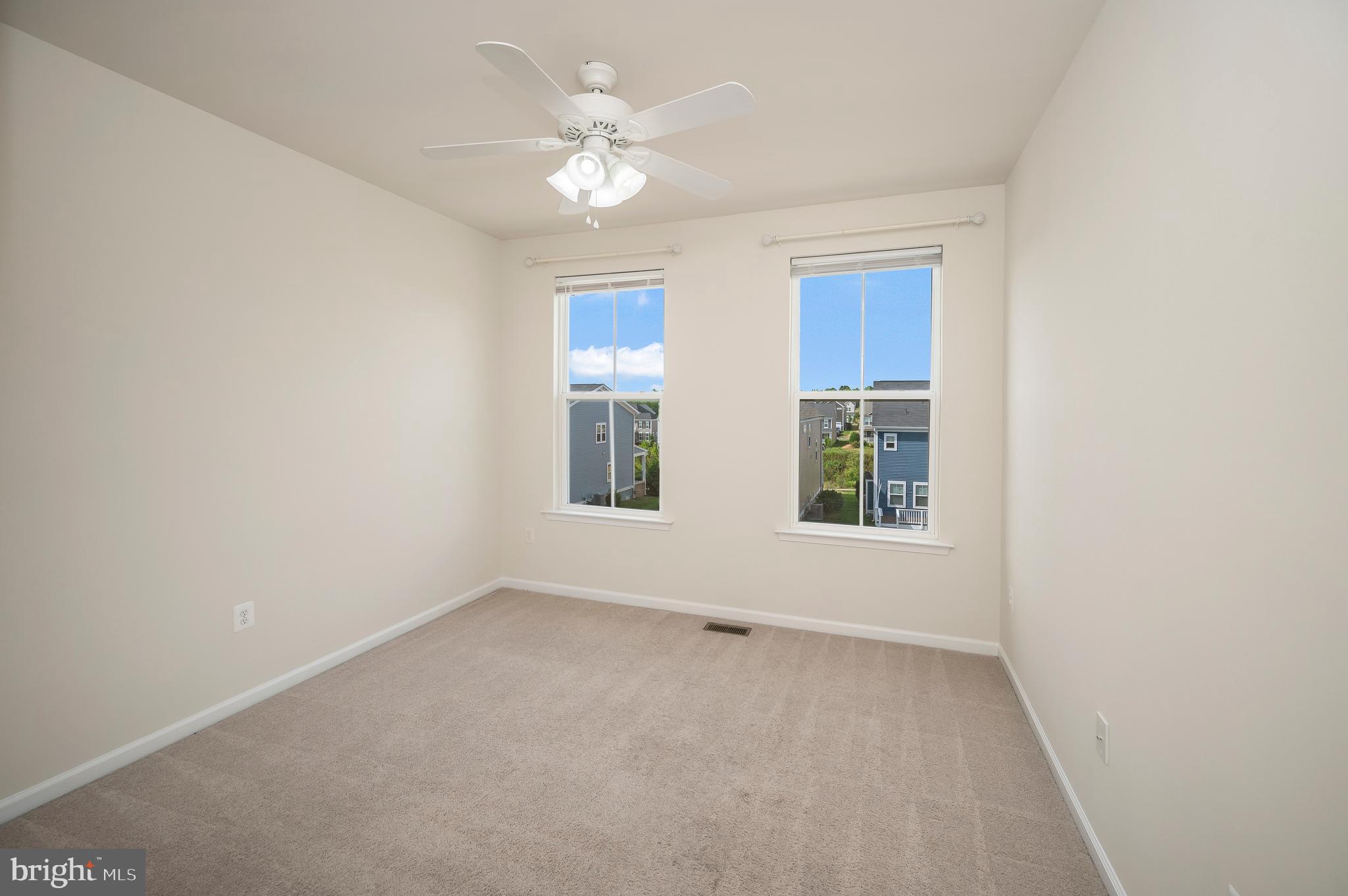 EMBREY MILL - Residential Lease