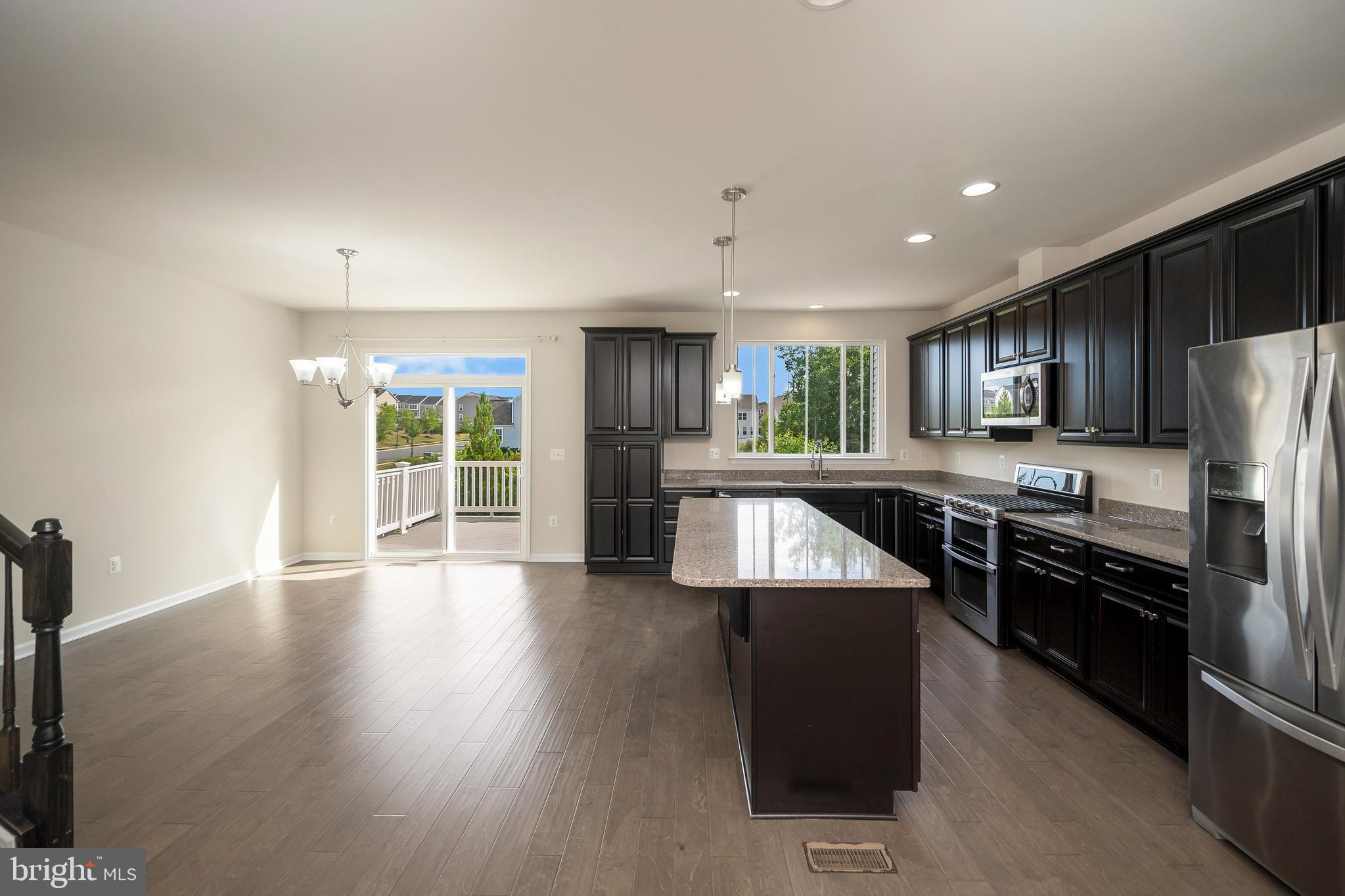 EMBREY MILL - Residential Lease