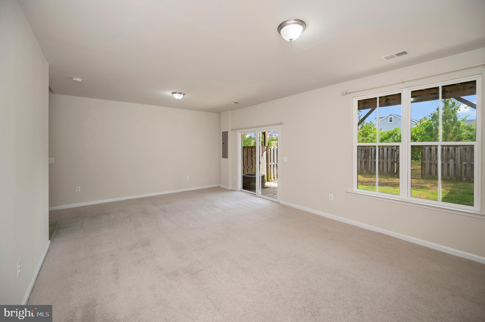 EMBREY MILL - Residential Lease