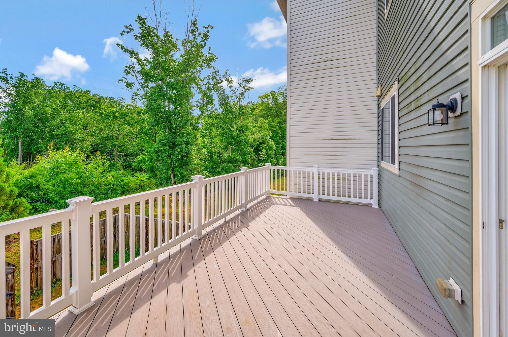 EMBREY MILL - Residential Lease