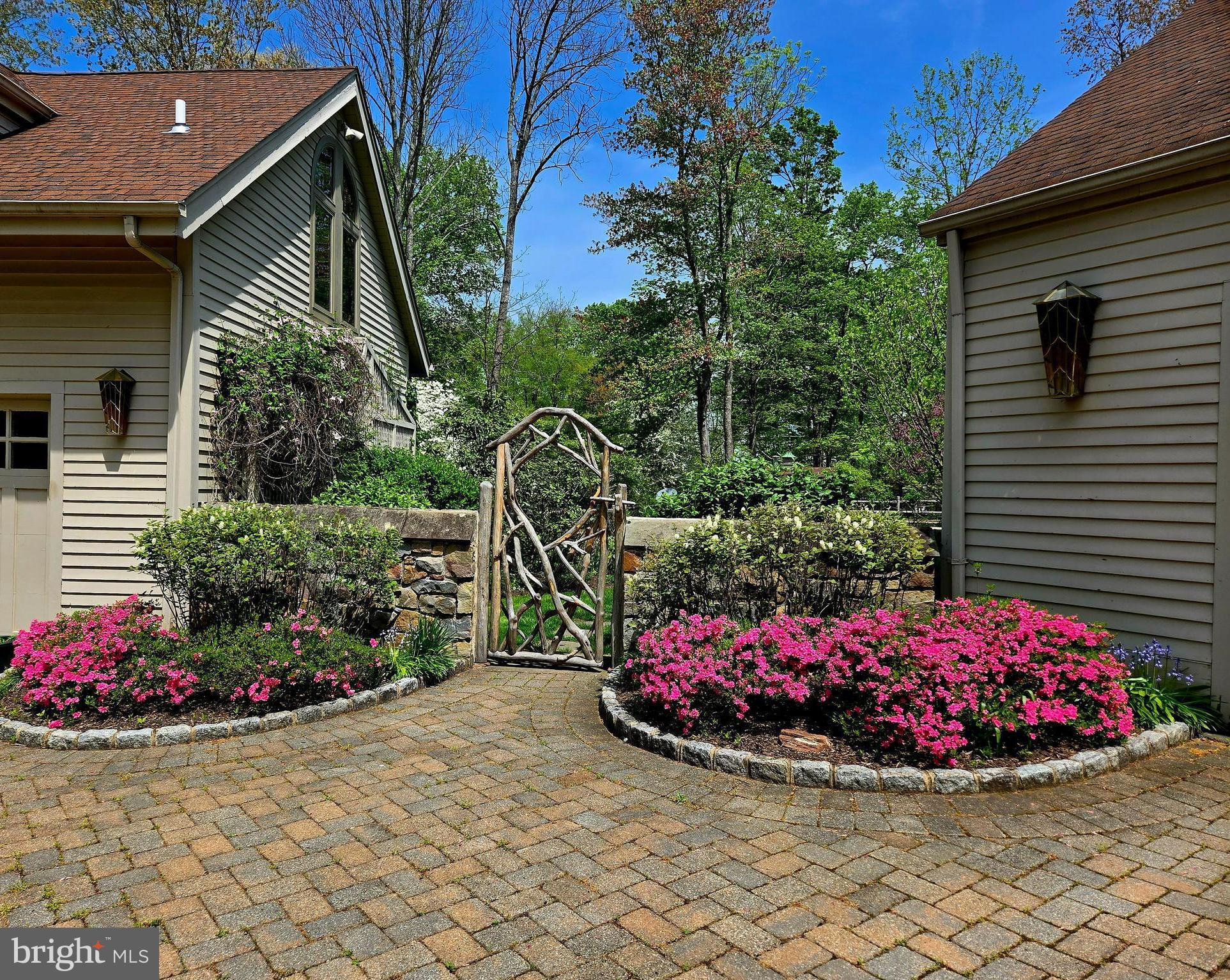 260 CAFFERTY RD