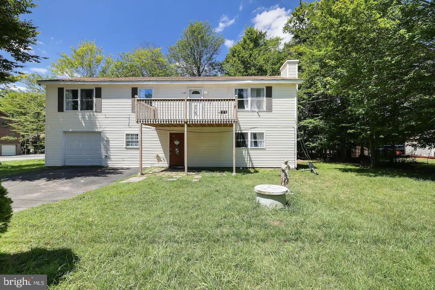 1123 KNOLLWOOD DRIVE