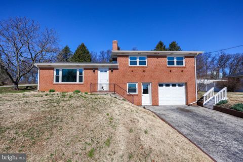 29 MERRIN ROAD YORK PA 17402