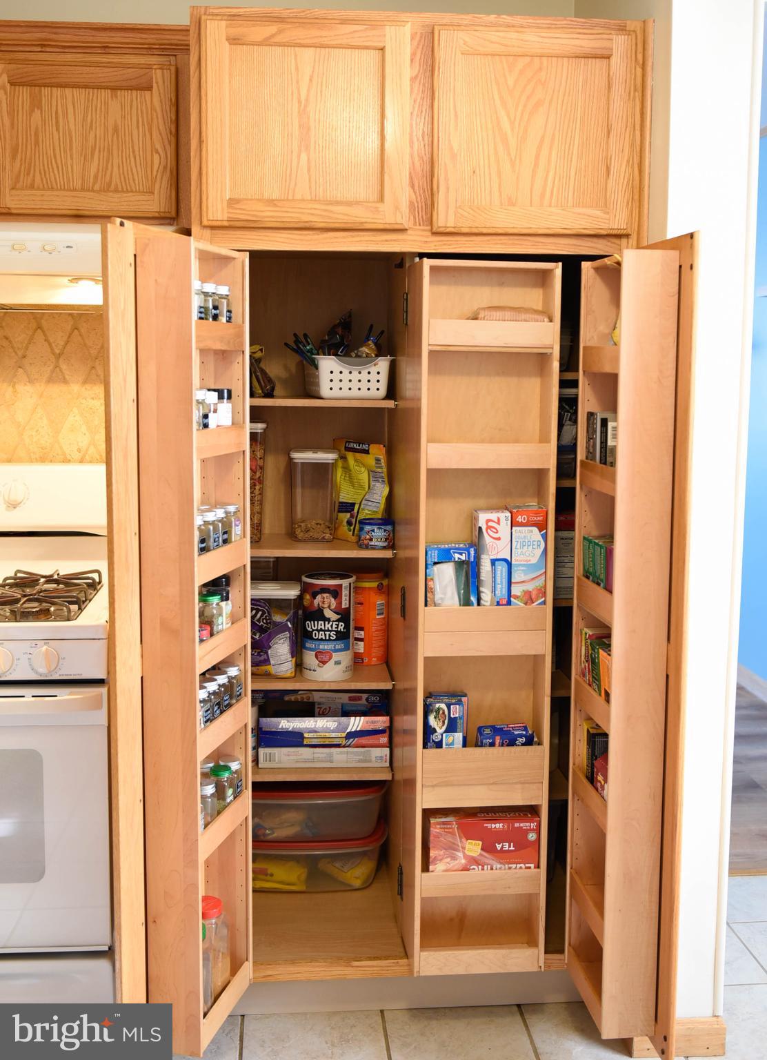 SUBURBIA - Residential