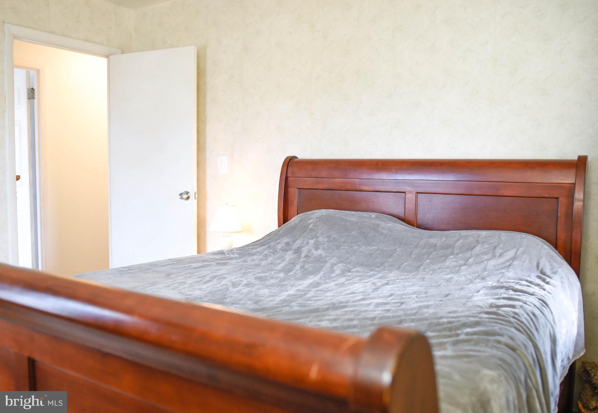 SUBURBIA - Residential