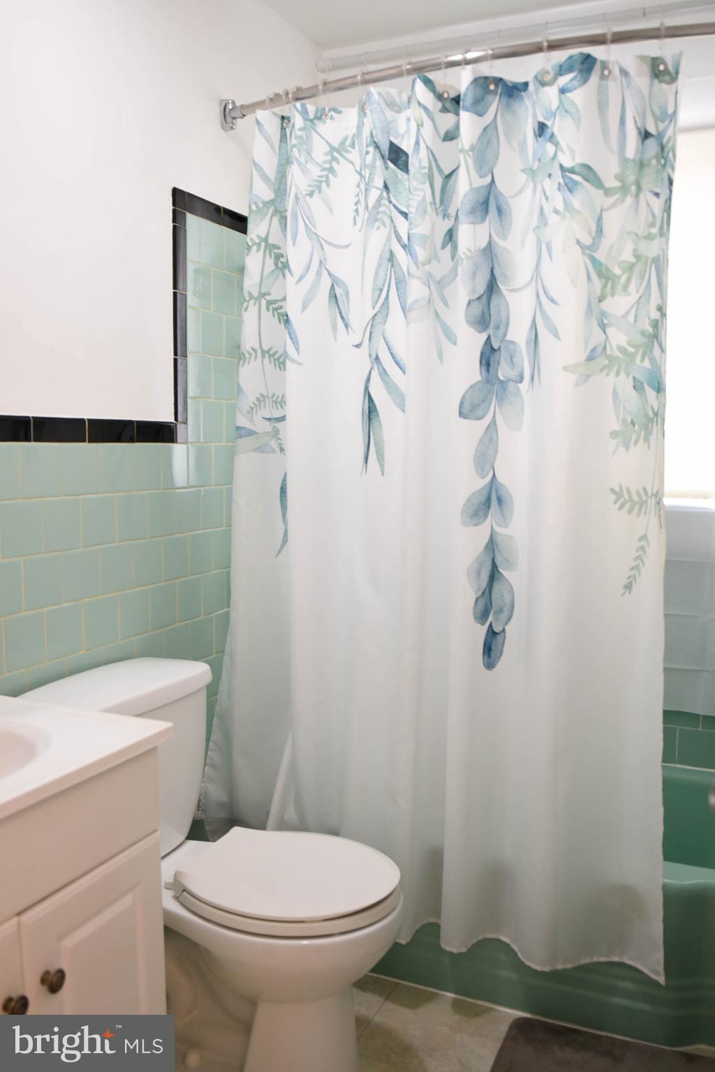 SUBURBIA - Residential