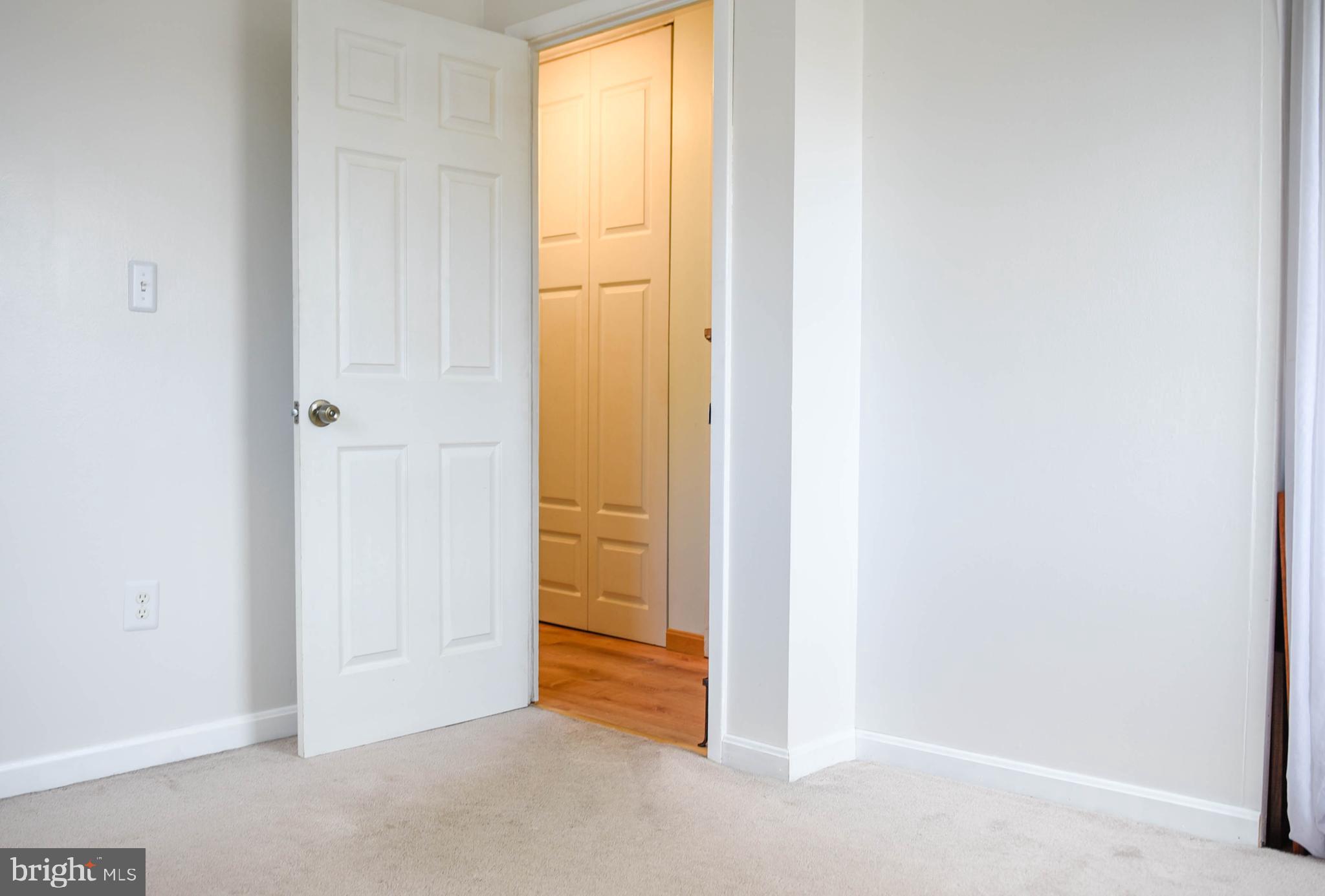 SUBURBIA - Residential