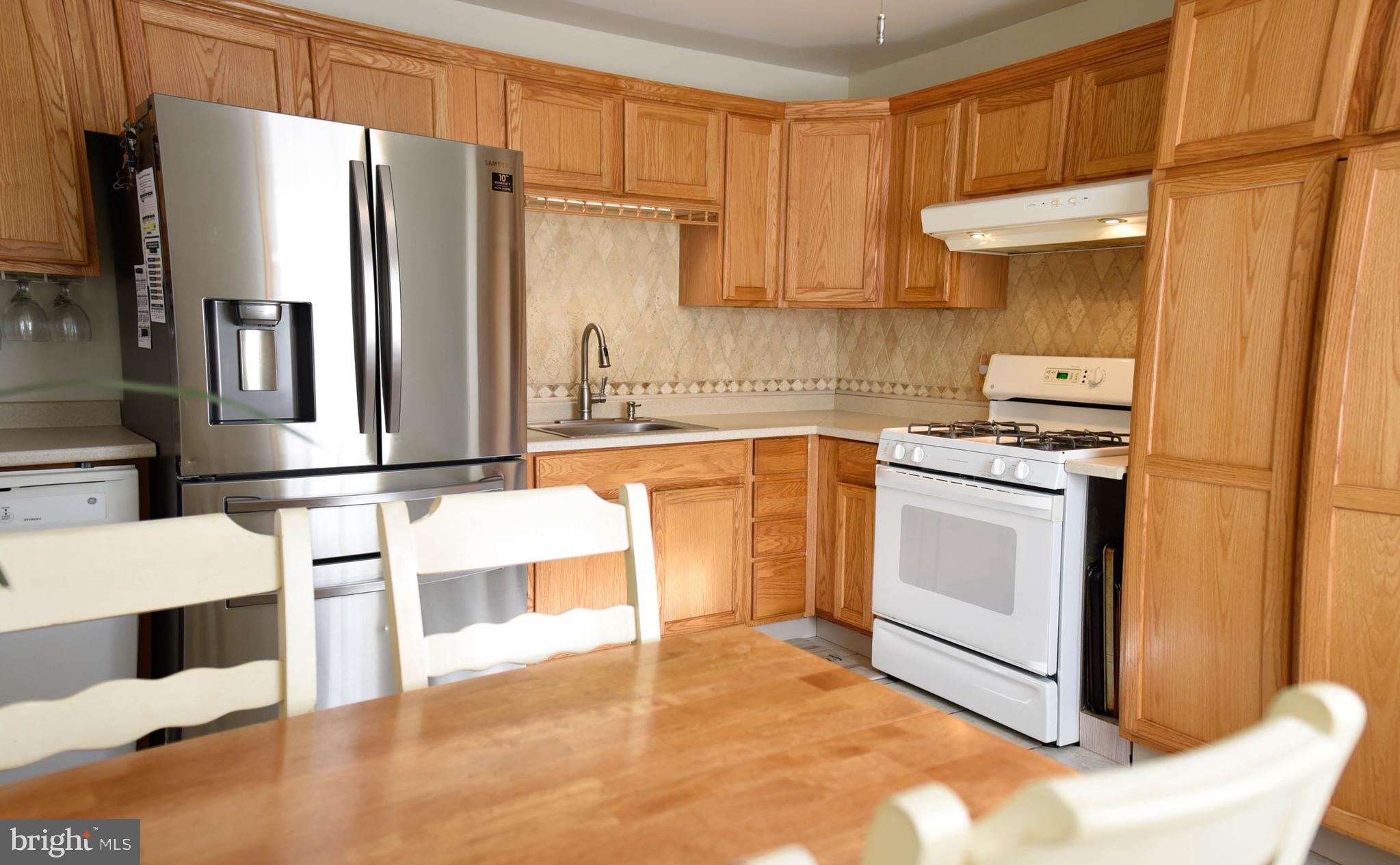 SUBURBIA - Residential