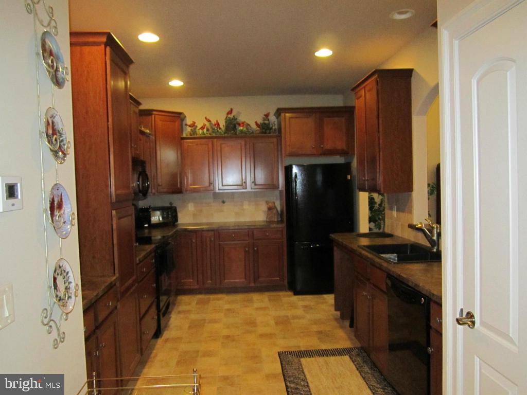 MEADOWS OF HIGHLAND - Residential