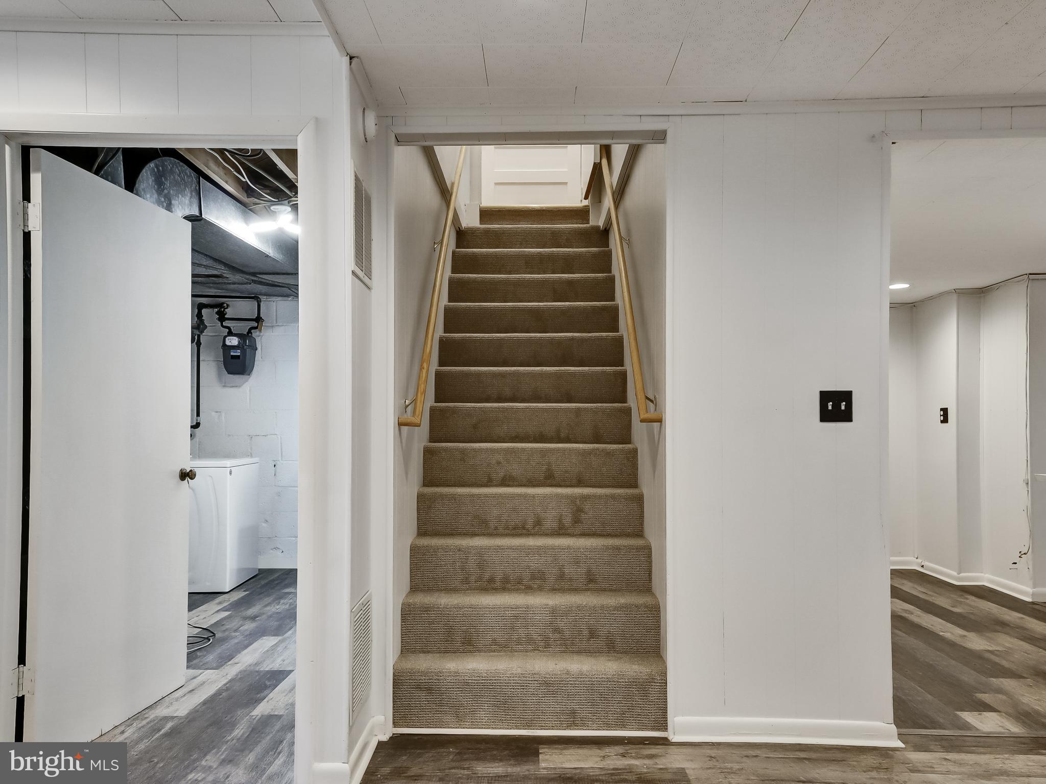 KENSINGTON HEIGHTS - Residential