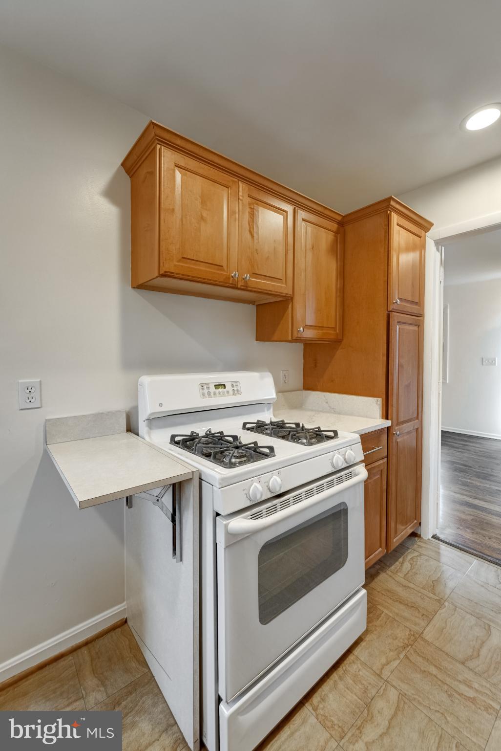 KENSINGTON HEIGHTS - Residential