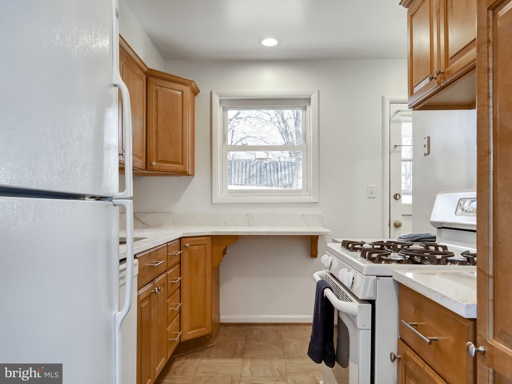 KENSINGTON HEIGHTS - Residential