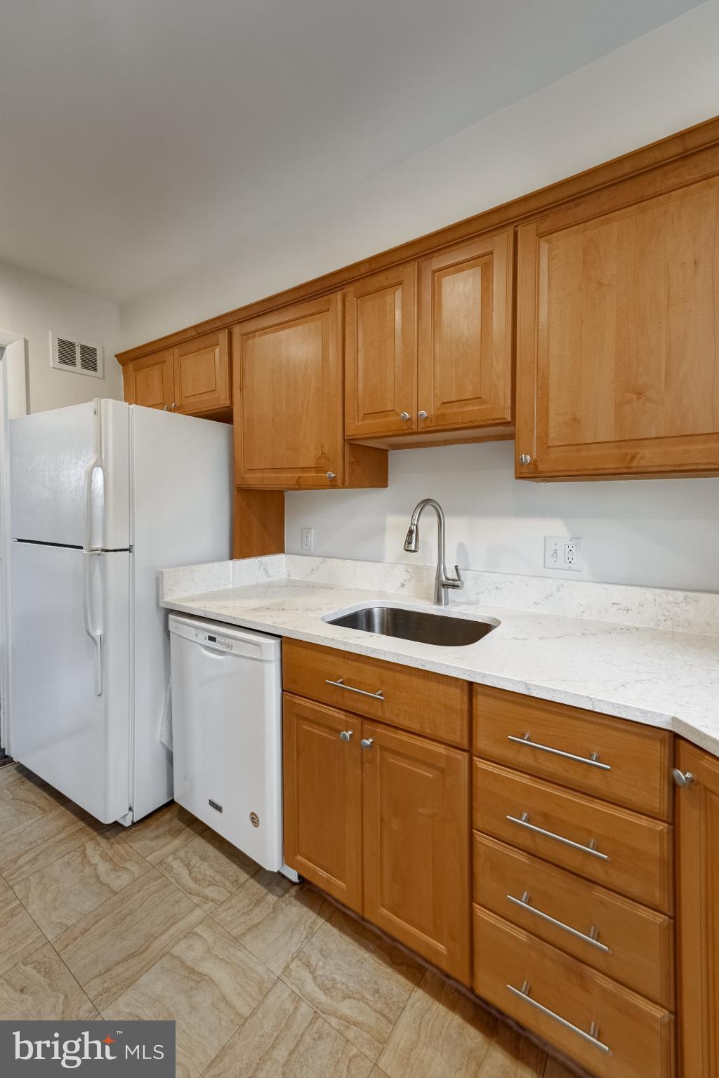 KENSINGTON HEIGHTS - Residential