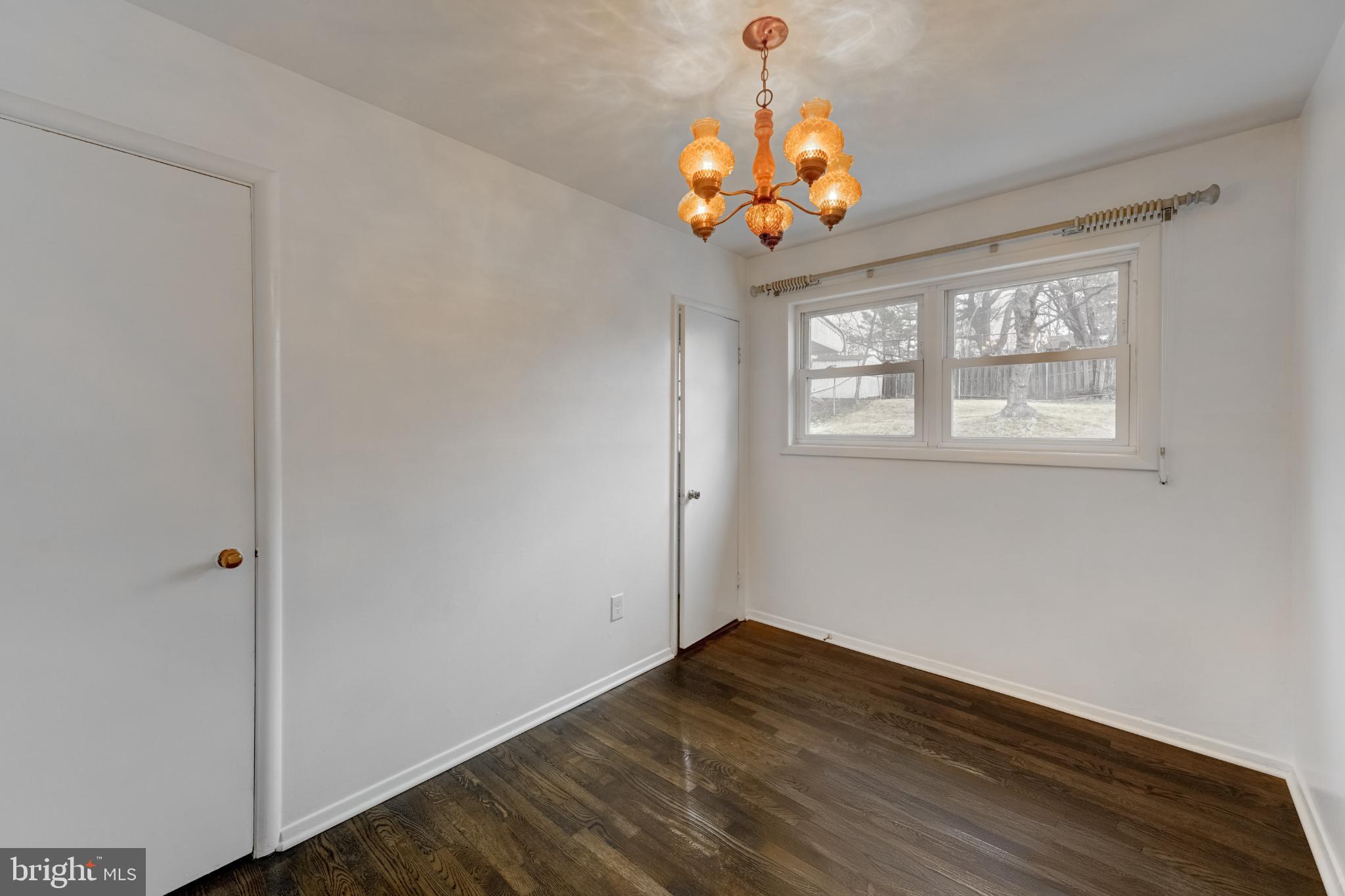 KENSINGTON HEIGHTS - Residential