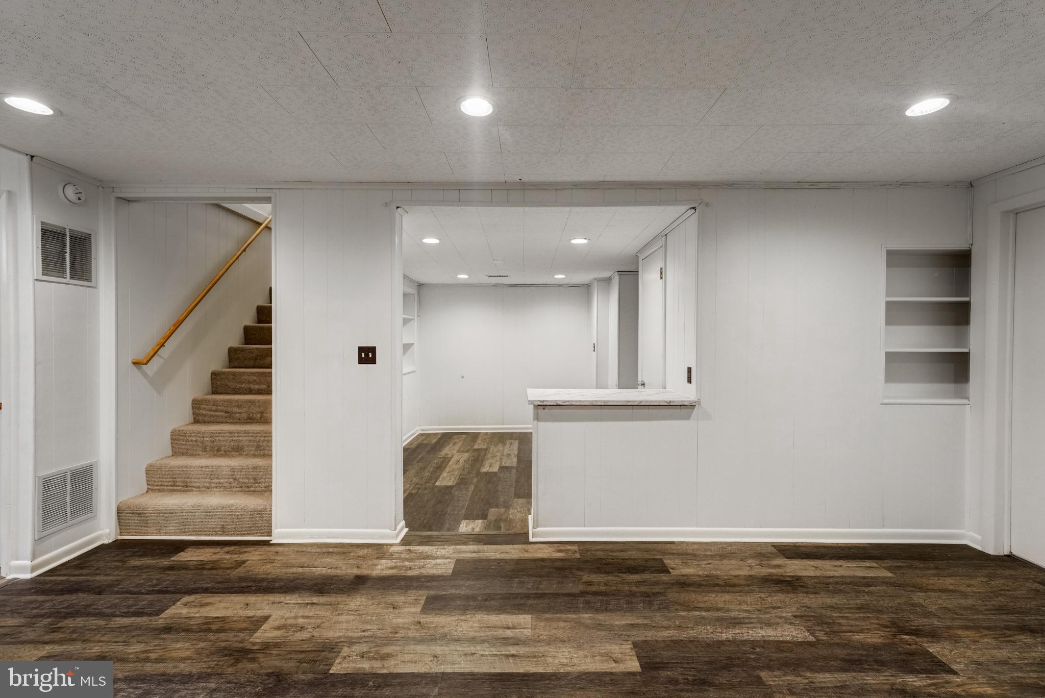 KENSINGTON HEIGHTS - Residential