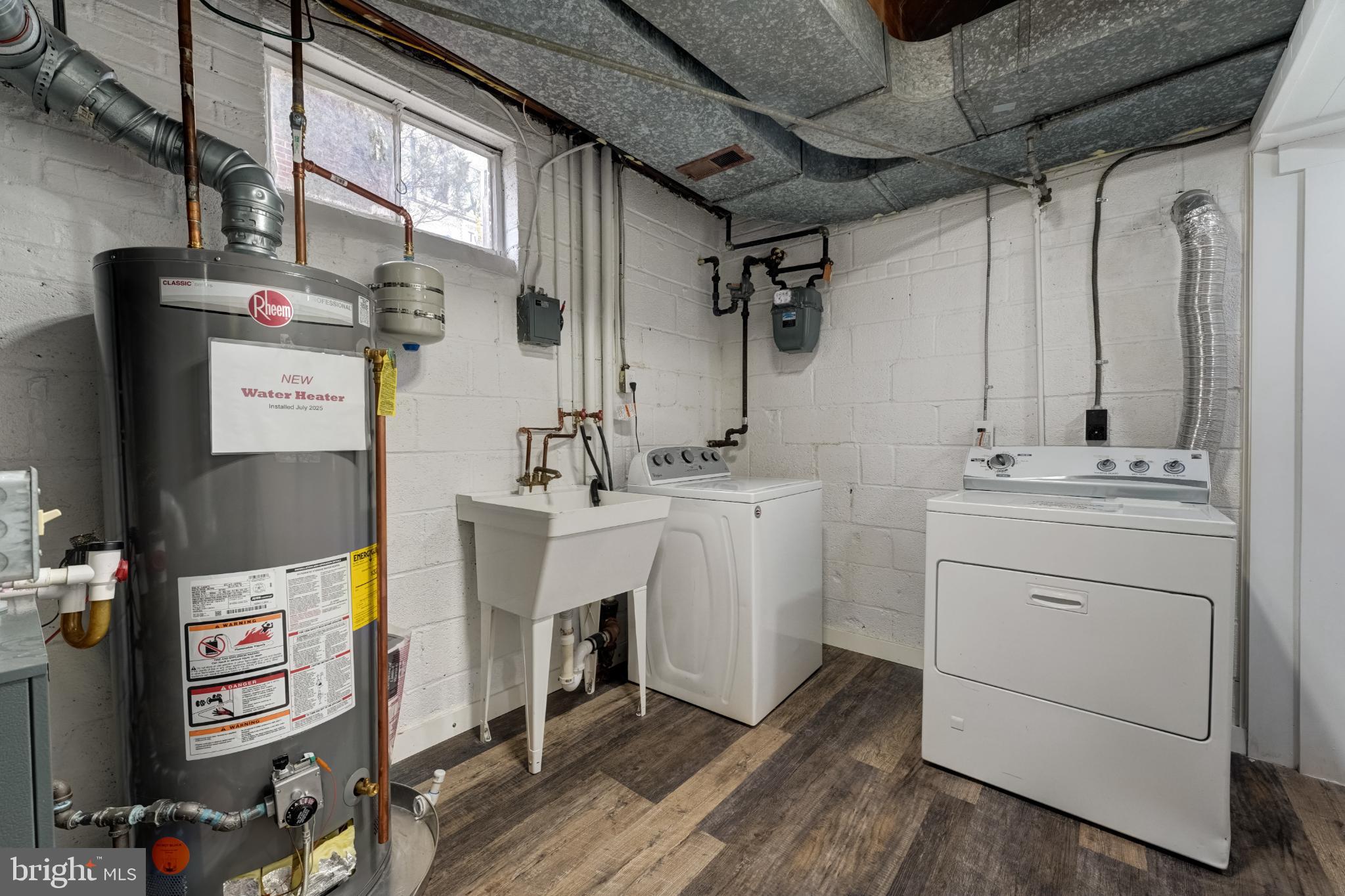 KENSINGTON HEIGHTS - Residential