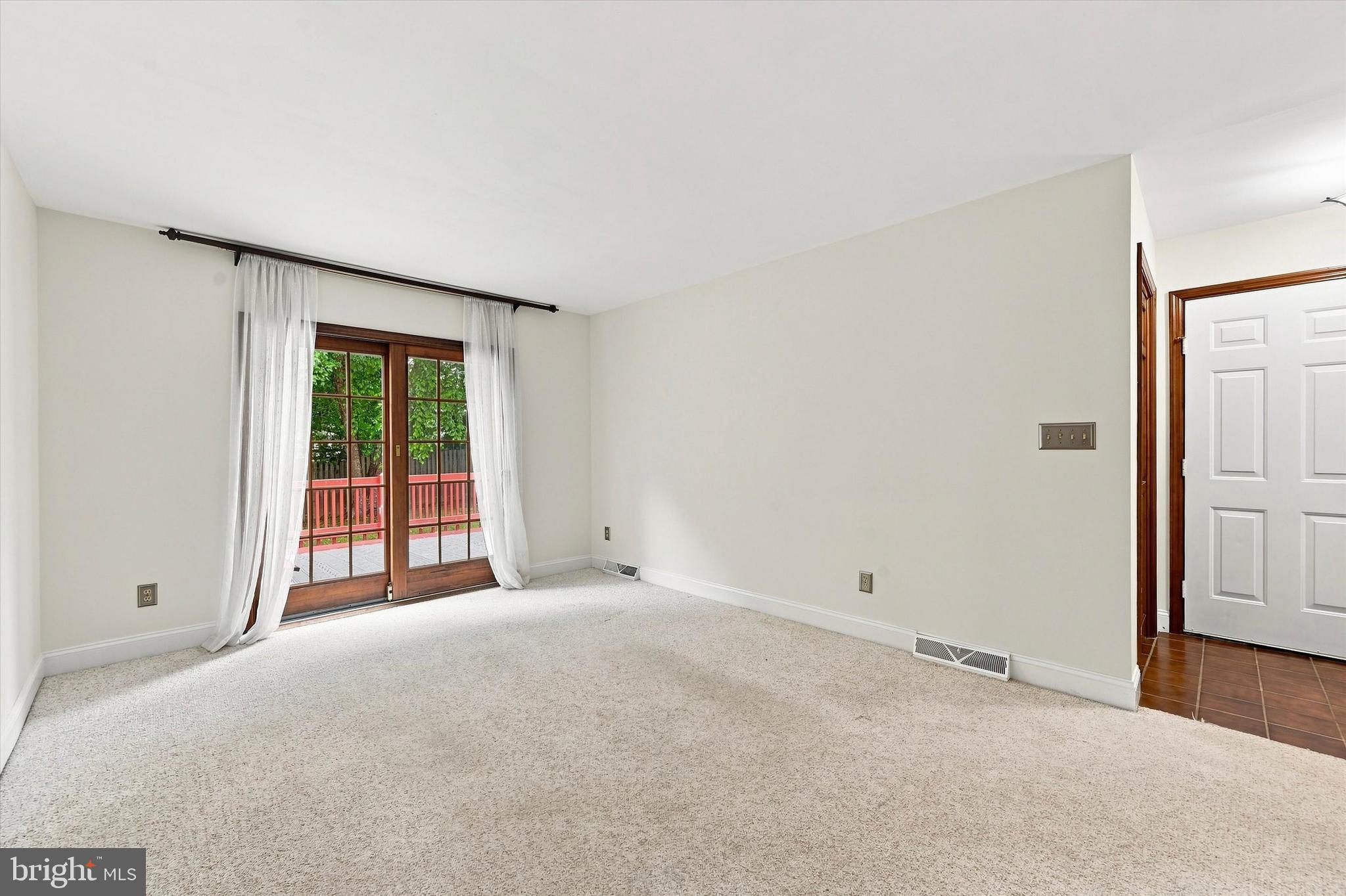 209 WREN COURT