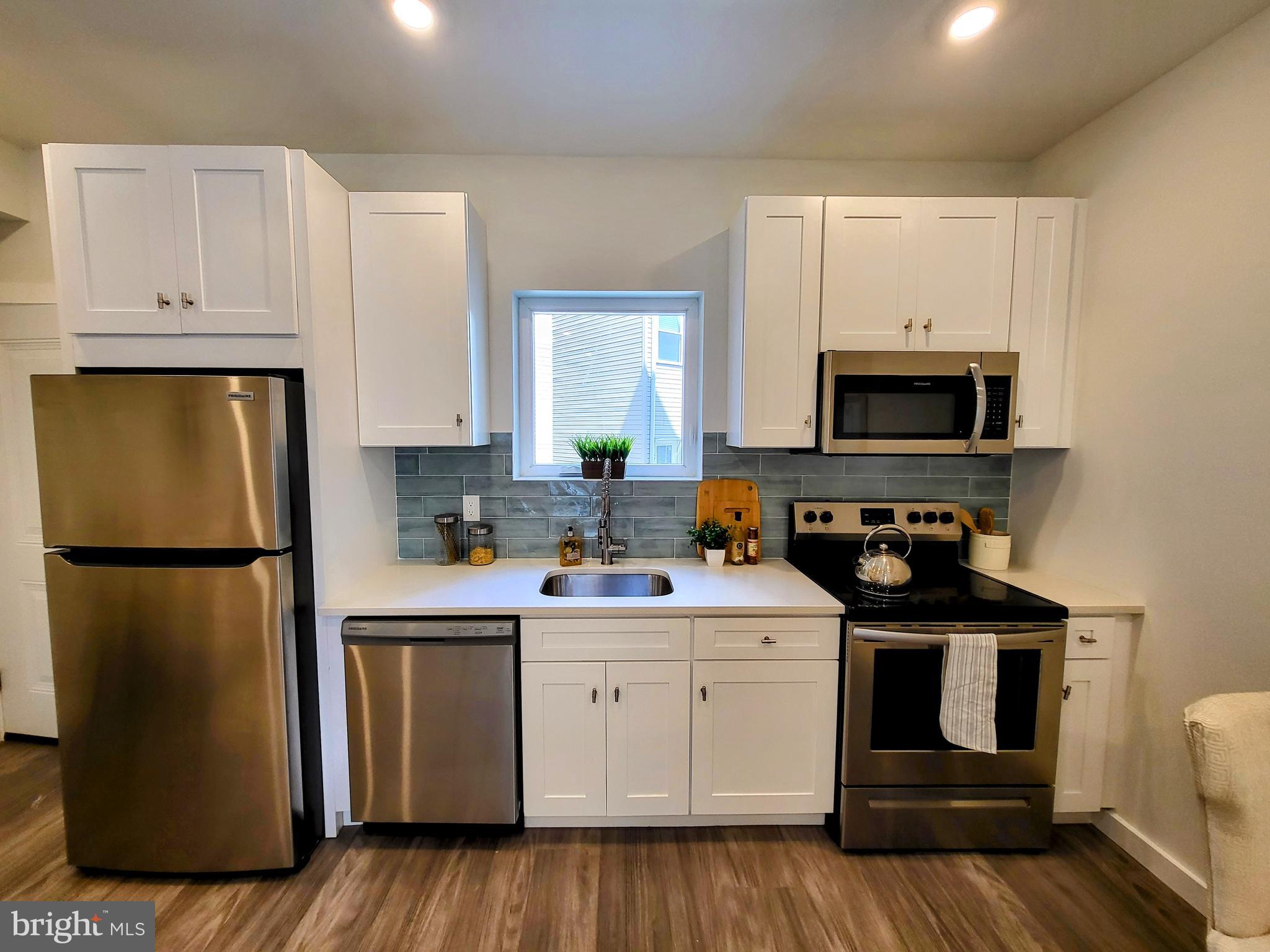 FAIRMOUNT - Residential Lease