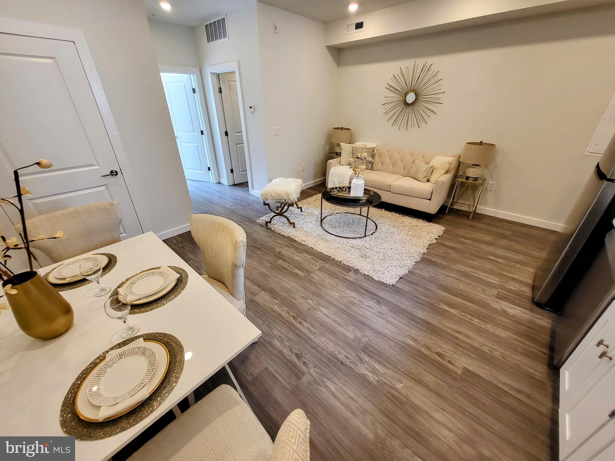 FAIRMOUNT - Residential Lease