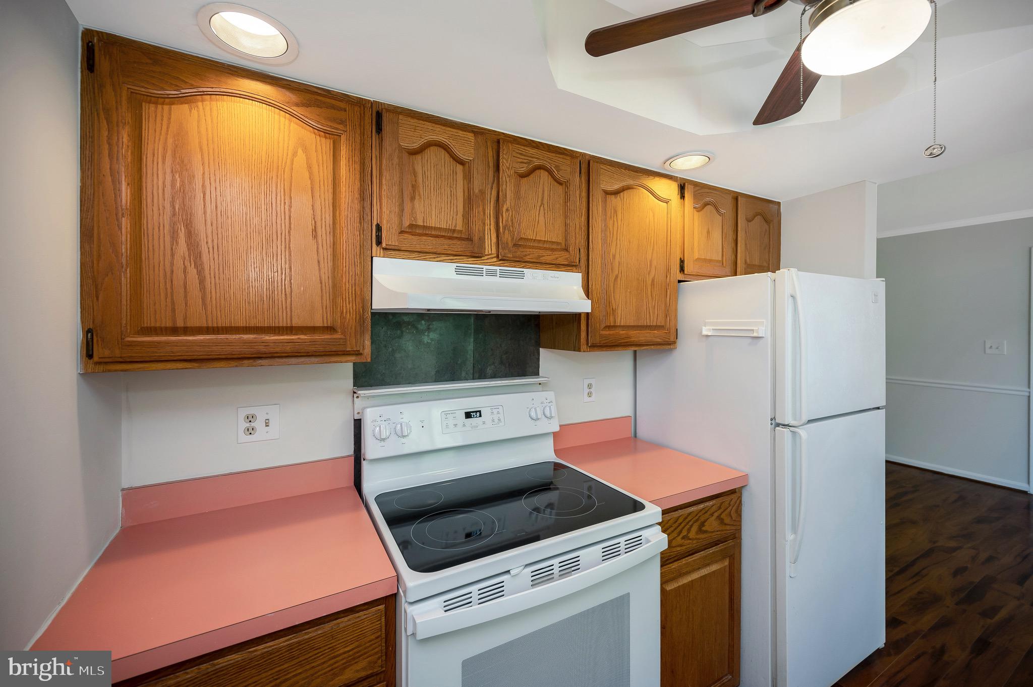 CHANCELLOR GREEN - Residential Lease