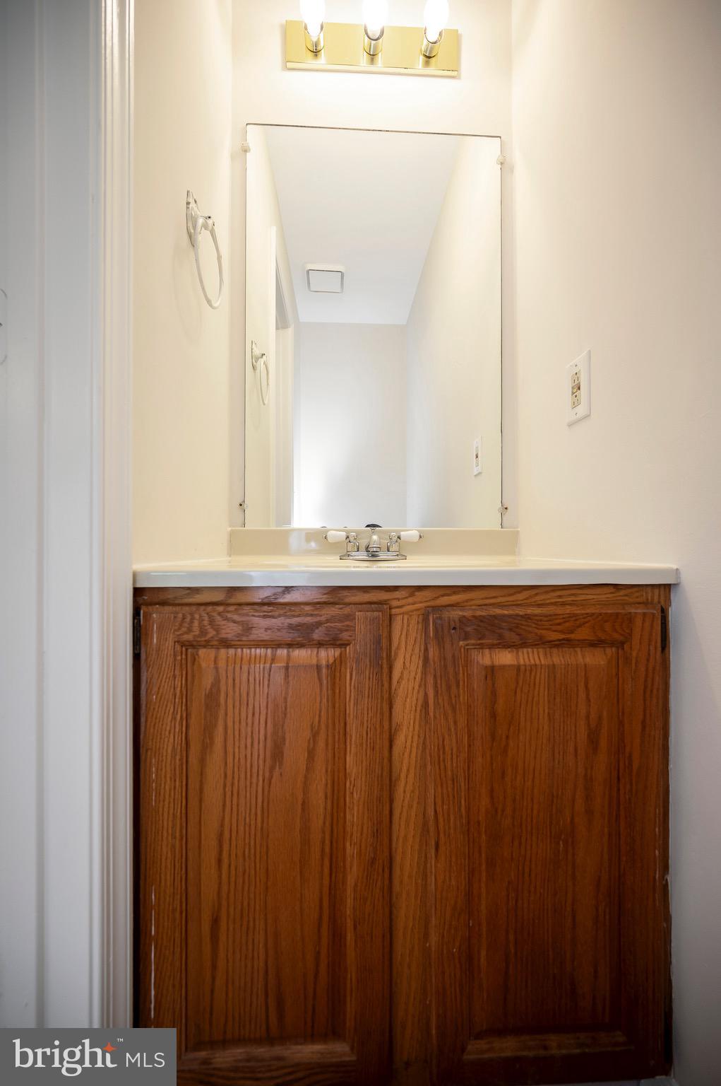 CHANCELLOR GREEN - Residential Lease