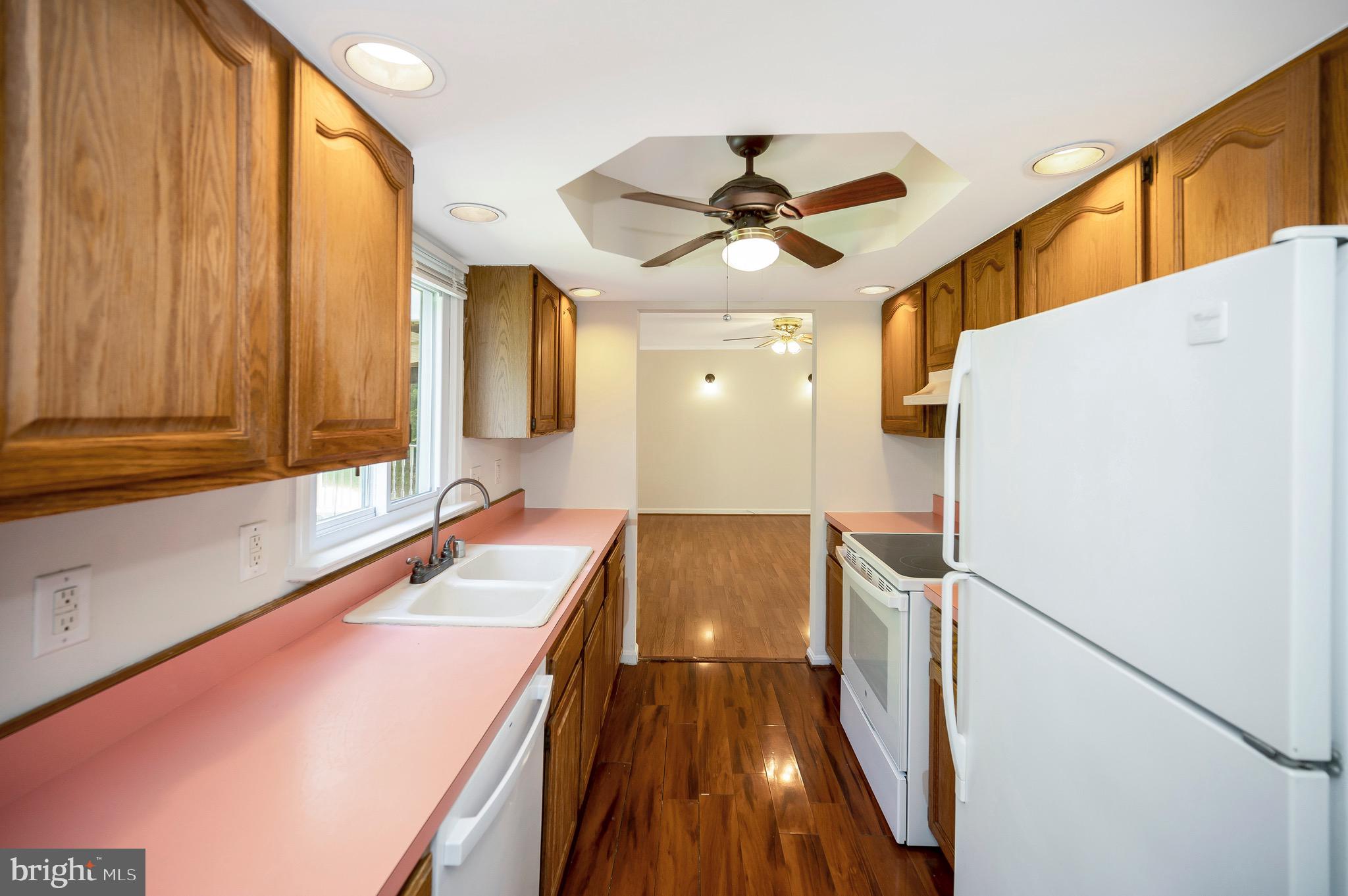 CHANCELLOR GREEN - Residential Lease