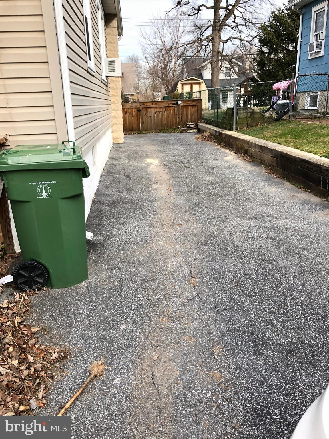 PARKVILLE - Residential Lease