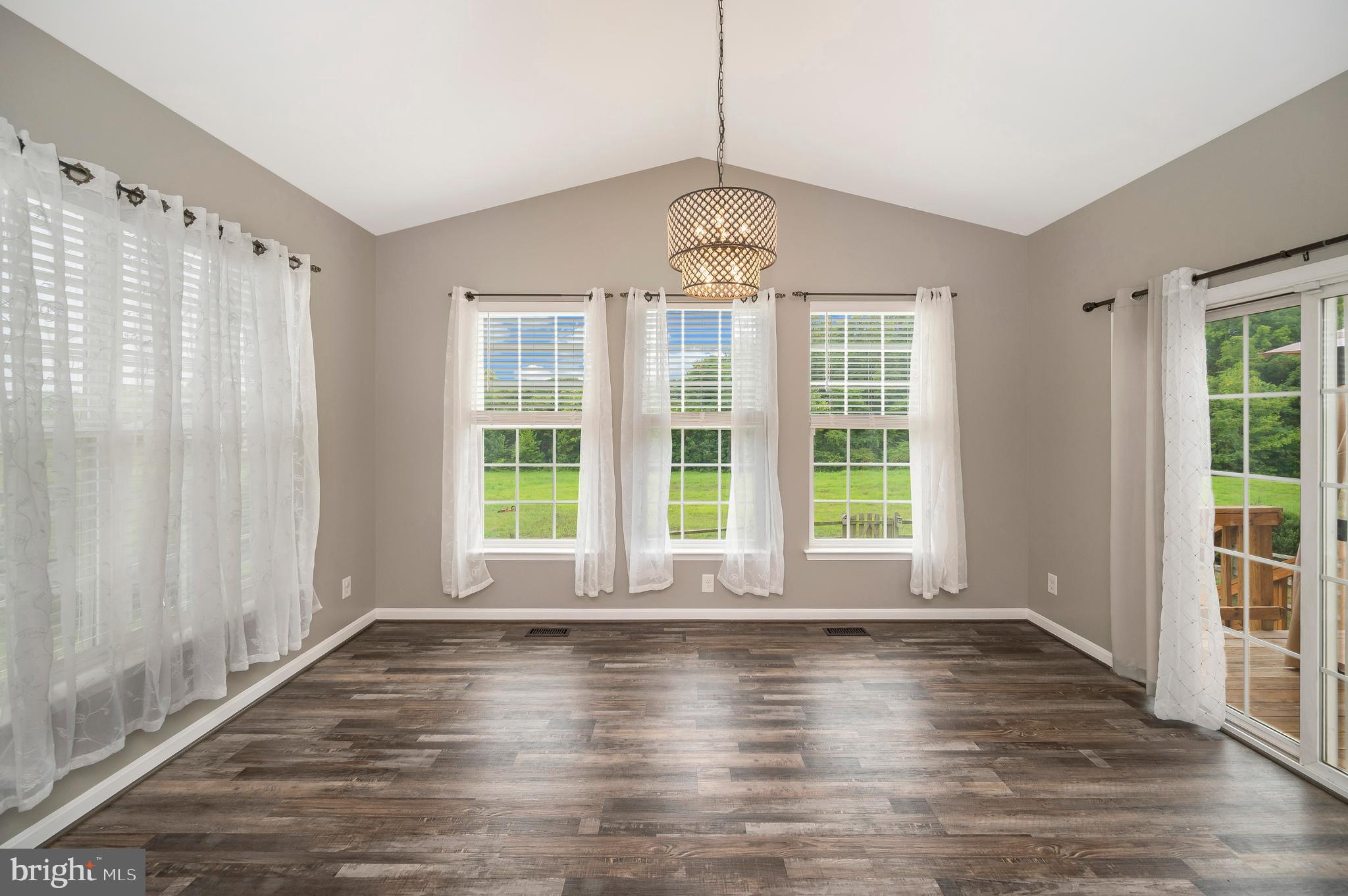 HOPYARD FARM - Residential