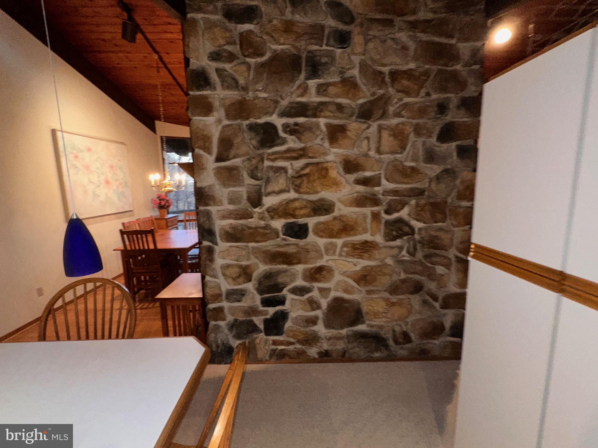 COOLFONT MOUNTAINSIDE - Residential