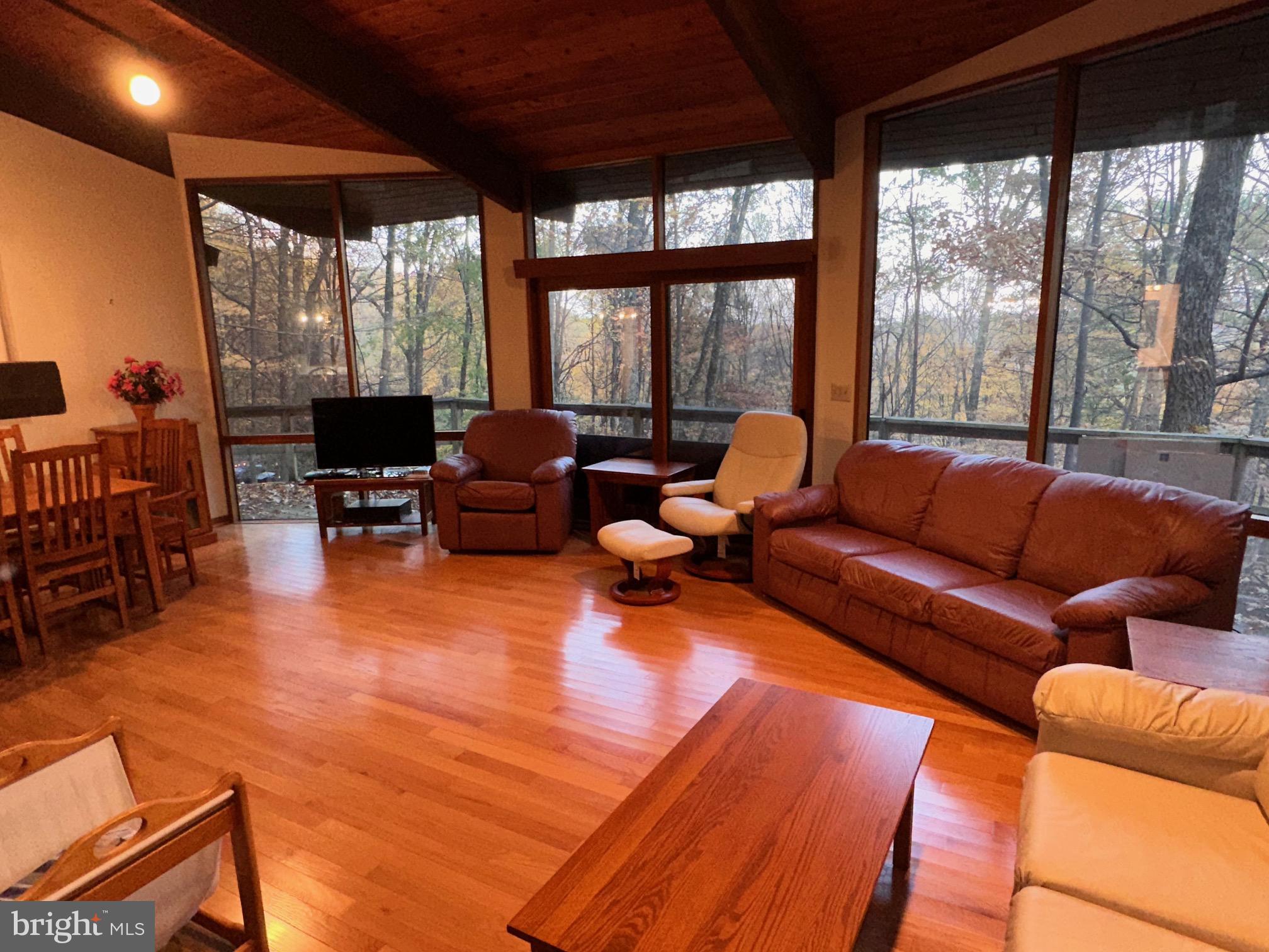 COOLFONT MOUNTAINSIDE - Residential