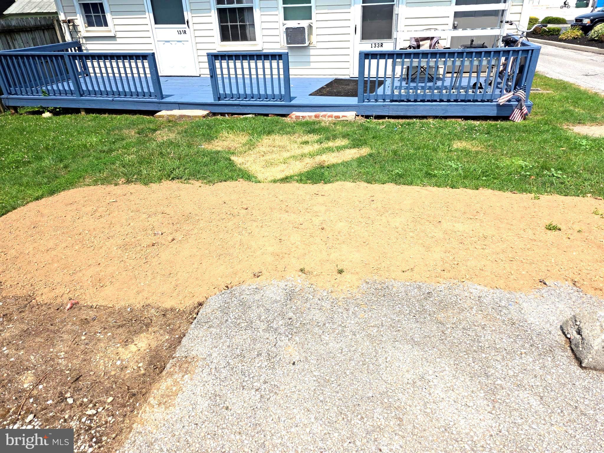 131 E CHESTNUT STREET 133