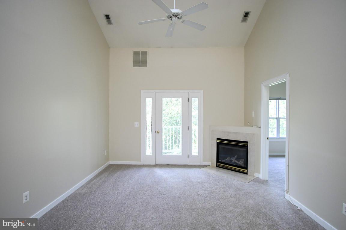 RIVERGATE II - Residential