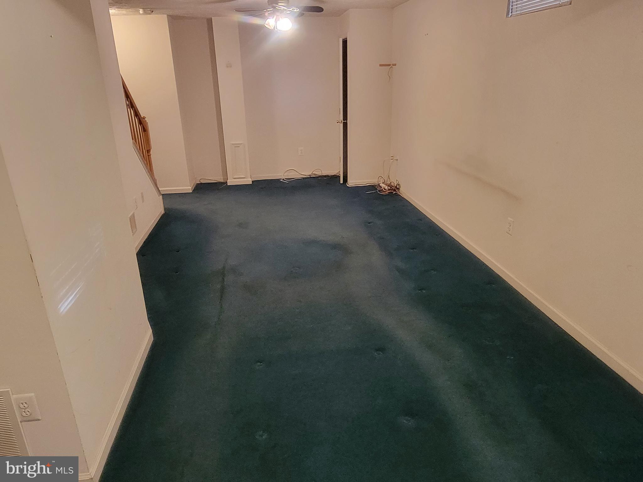 WOODVIEW VILLAGE WEST - Residential