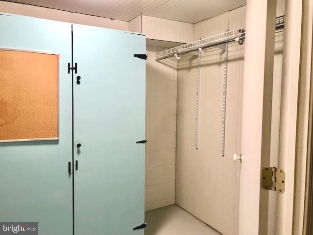 AVONDALE - Residential Lease