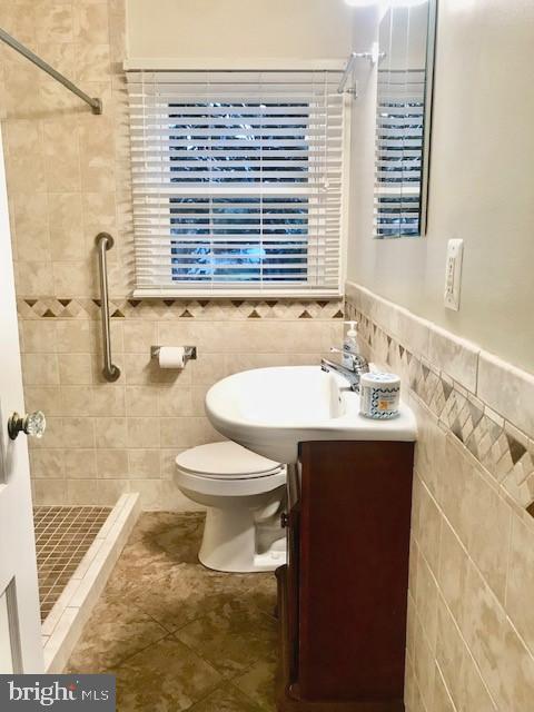 AVONDALE - Residential Lease