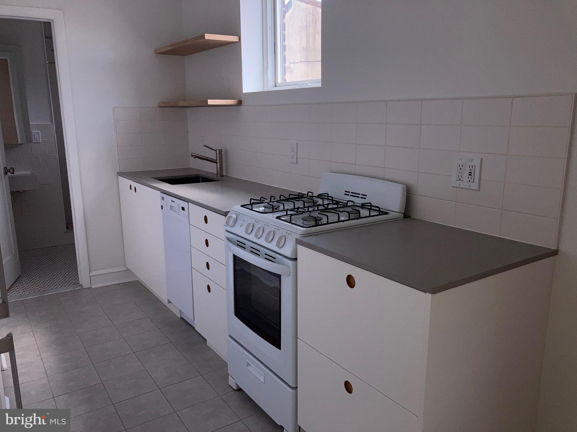 WASHINGTON SQ WEST - Residential Lease