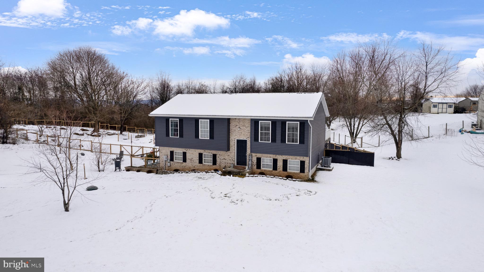 HAWKSTONE - Residential