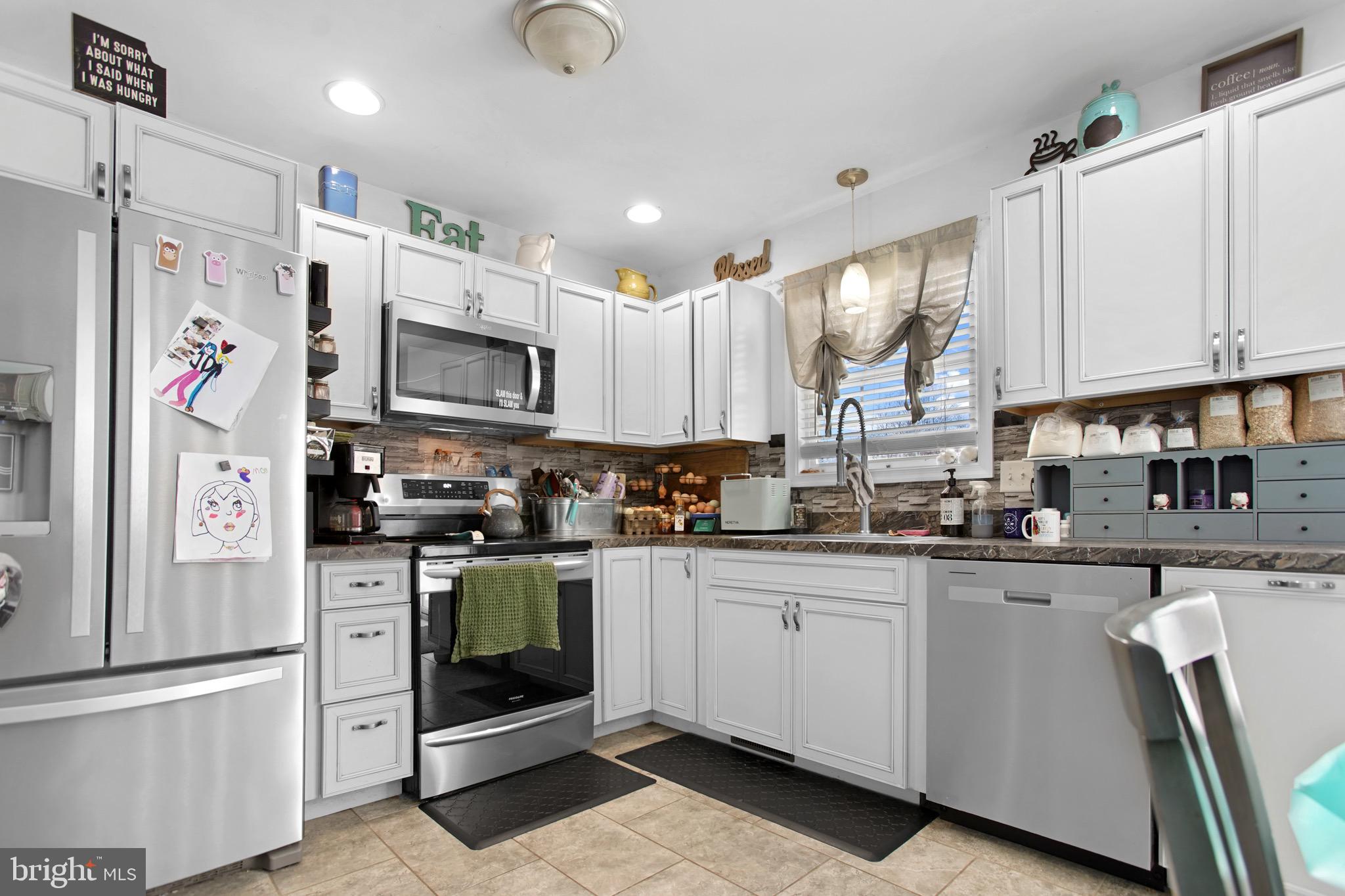 HAWKSTONE - Residential