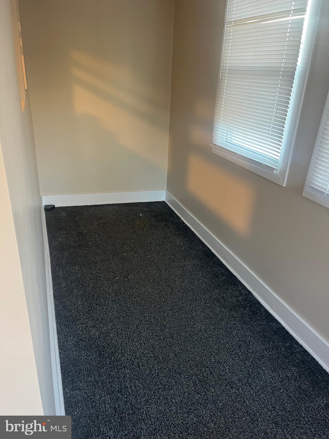 HALFWAY AREA - Residential Lease