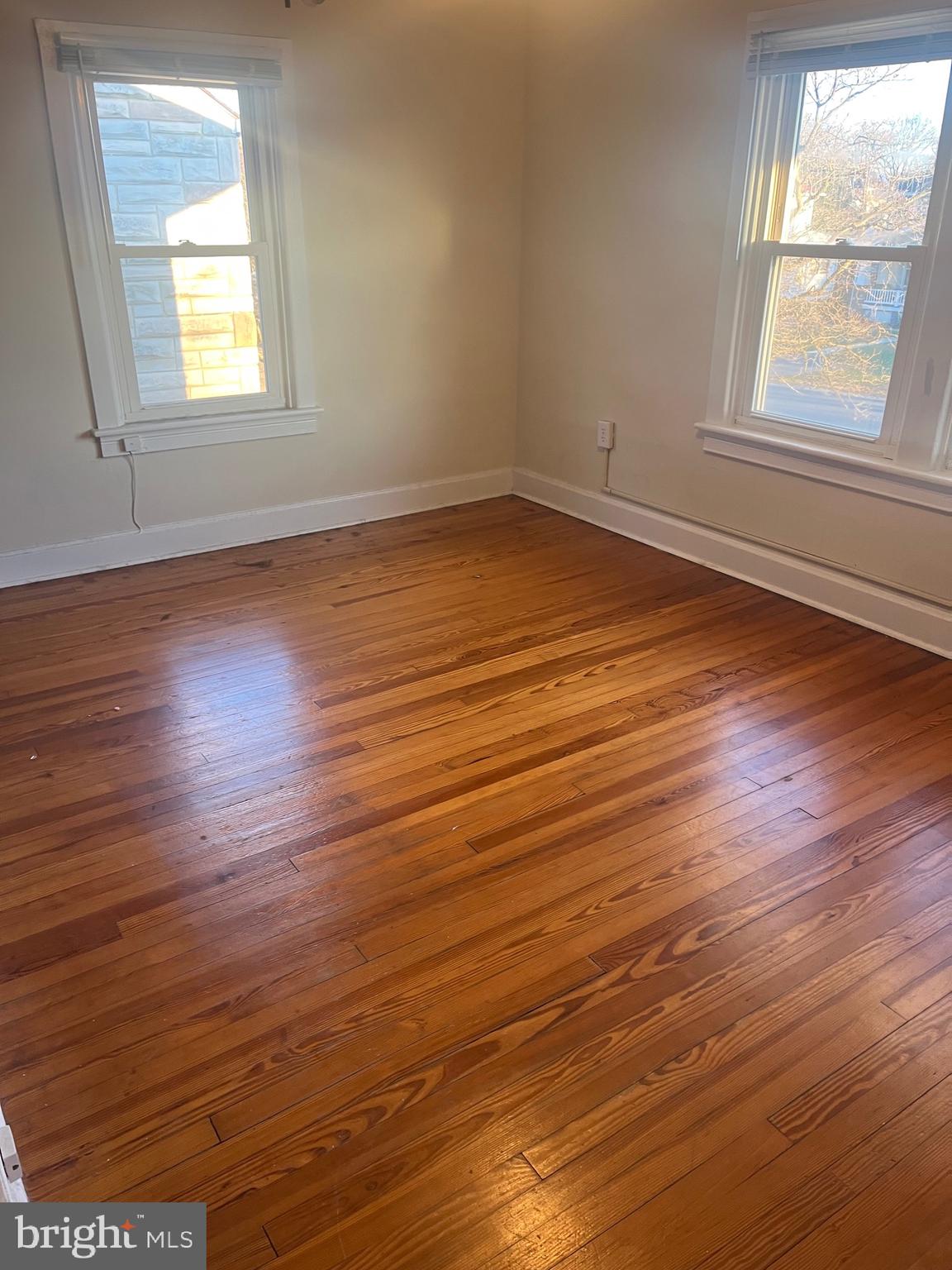 HALFWAY AREA - Residential Lease