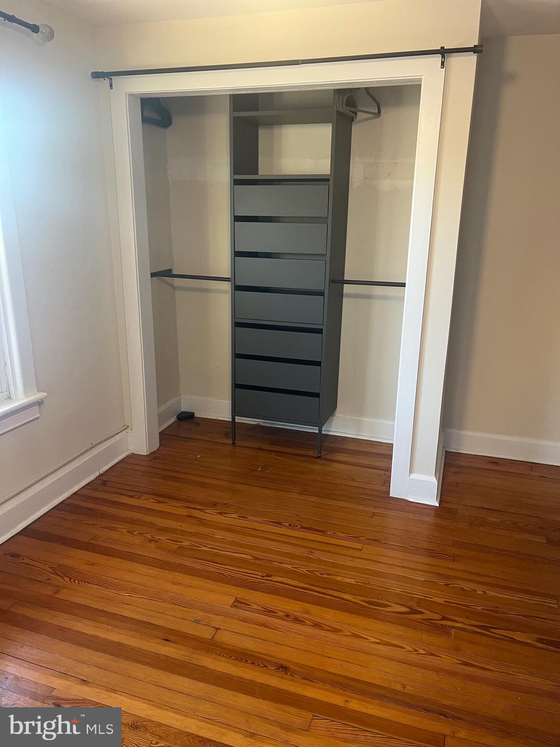 HALFWAY AREA - Residential Lease